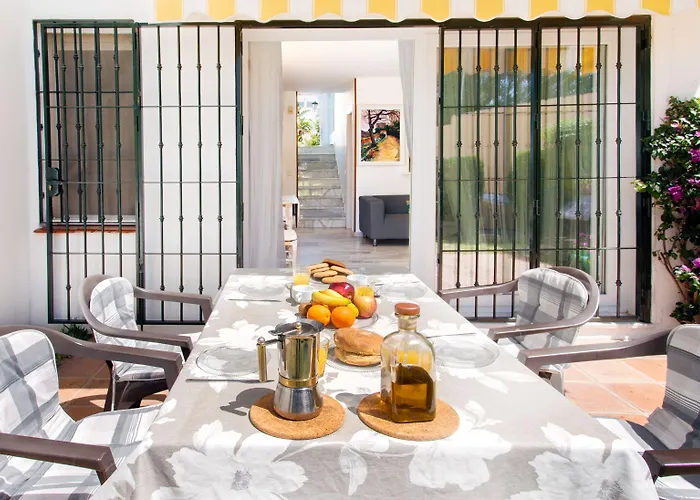 Apartaluz Costabella ,satelite, Wifi, Pk Apartment Marbella