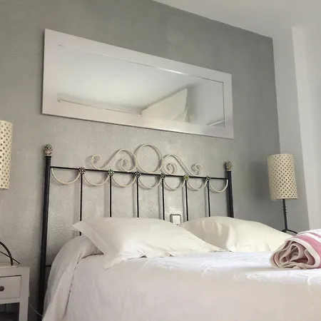 Apartment Apartaluz Costabella ,satelite, Wifi, Pk
